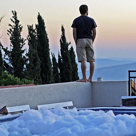 Roof Of The Galilee Villa Амирим Стая снимка