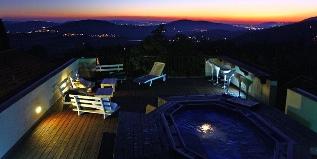 Roof Of The Galilee Villa Амирим Екстериор снимка