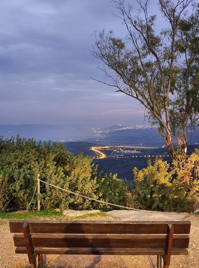 Roof Of The Galilee Villa Амирим Екстериор снимка